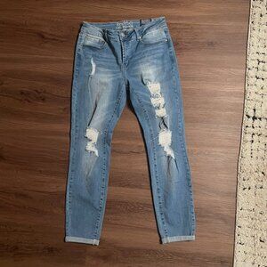 New With Tags Women's Resferber Ripped Boyfriend Jeans, Size 8